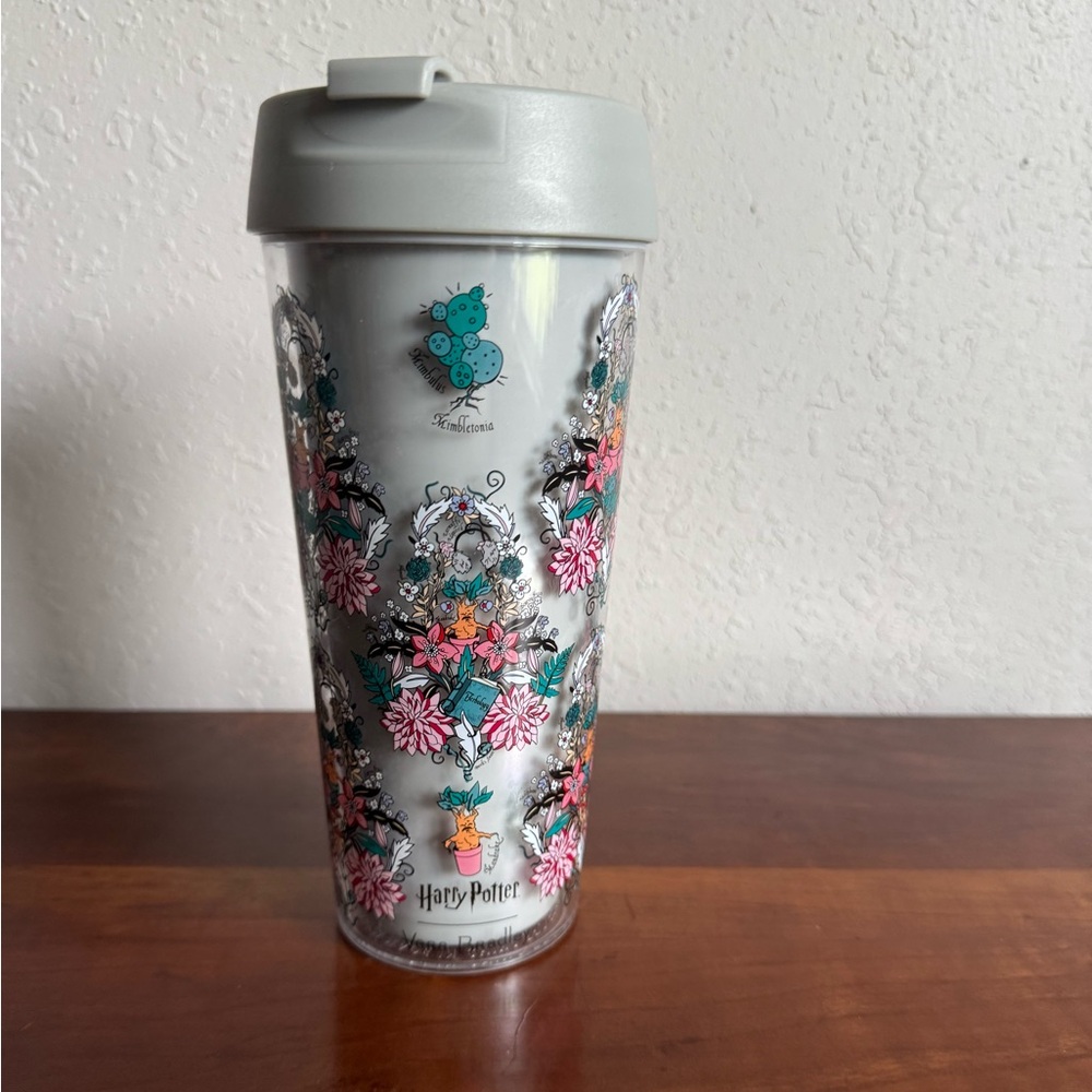Vera Bradley Harry Potter Herbology Travel Coffee Mug Cup 16 Oz Silver Gray Cute